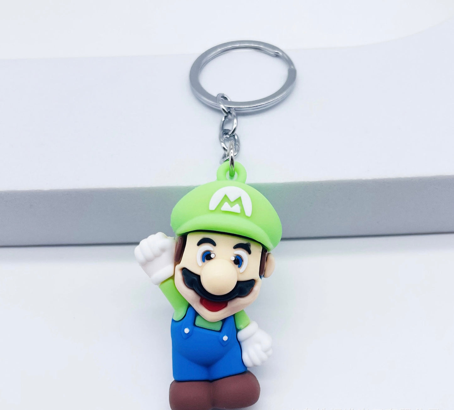 Super Mario Keychain