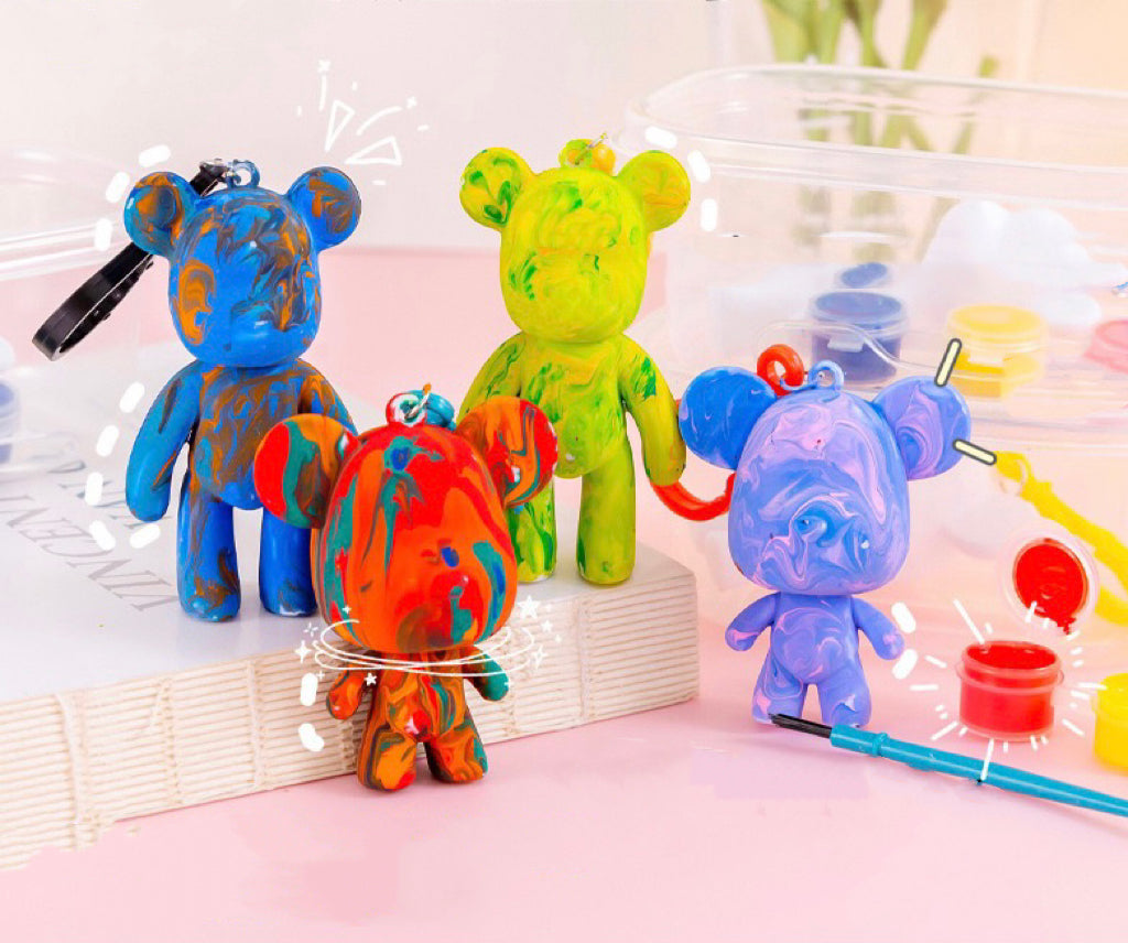 DIY color painting bear